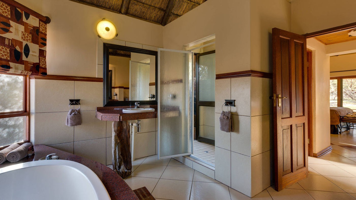 Golf Bugz Zebula Bush Lodge 1